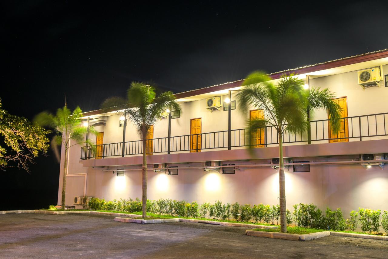 Sea Stone Hotel Sichon Nakhon Si Thammarat Buitenkant foto